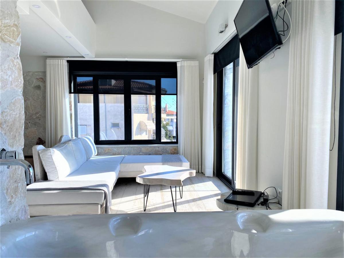 Kali Thea Suites Neos Marmaras Exterior photo
